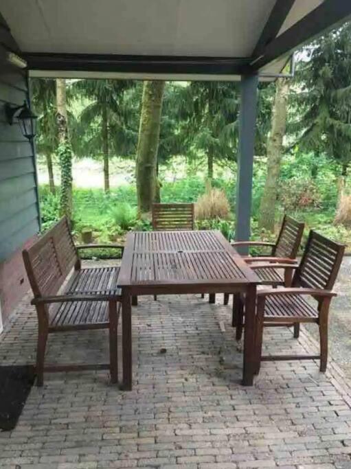 Heerlijk Huis In Een Prachtige Bosrijke Omgeving. Putten Buitenkant foto